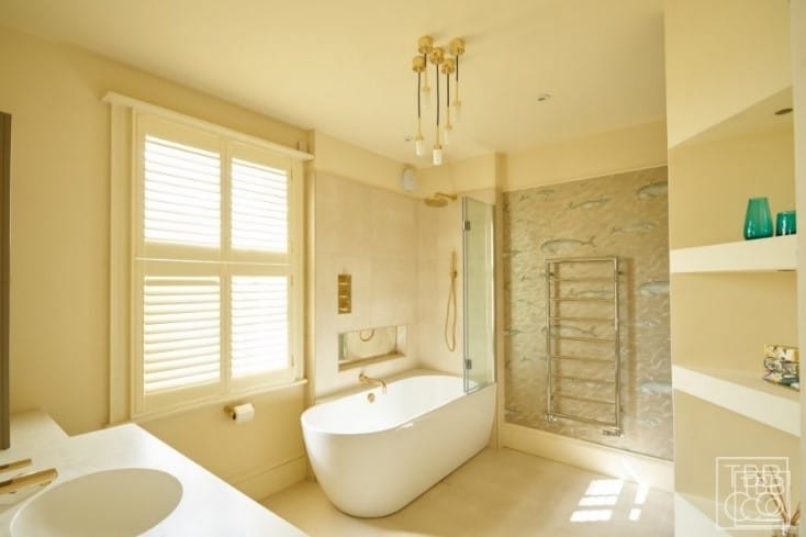 Neutral Colour Contemporary Bathroom